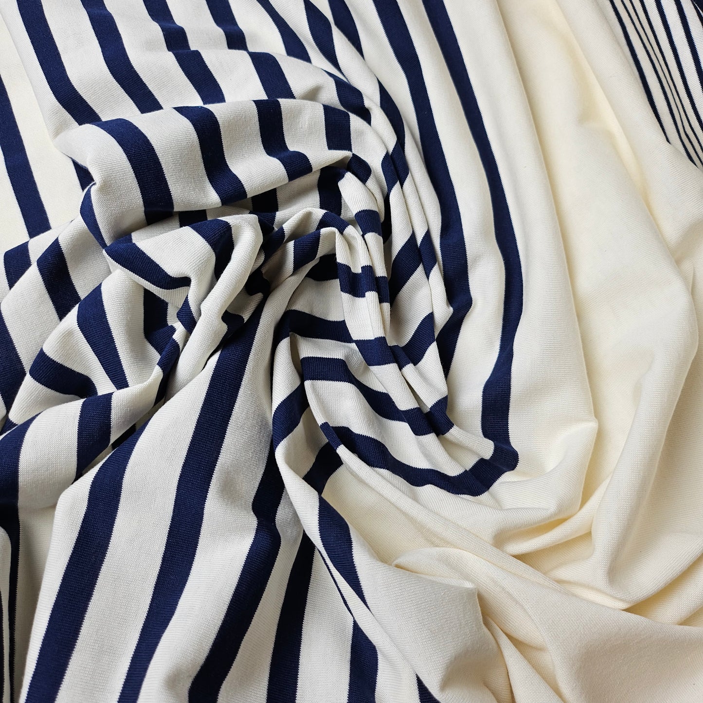 Panel, Jersey, Pantone Vanilla Ice · 130×170 cm