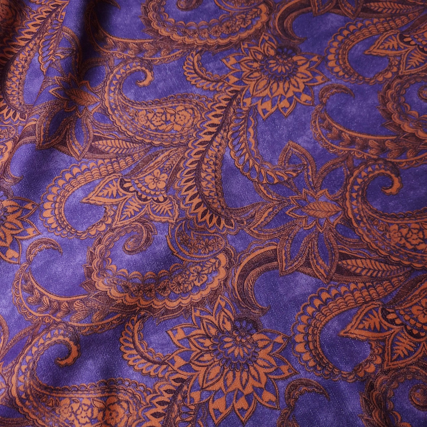 Meterware · Jackenstoff · Mit Lurex · Wolle, Lurex · Pantone Hyacinth · 140 cm · 260 g/m²