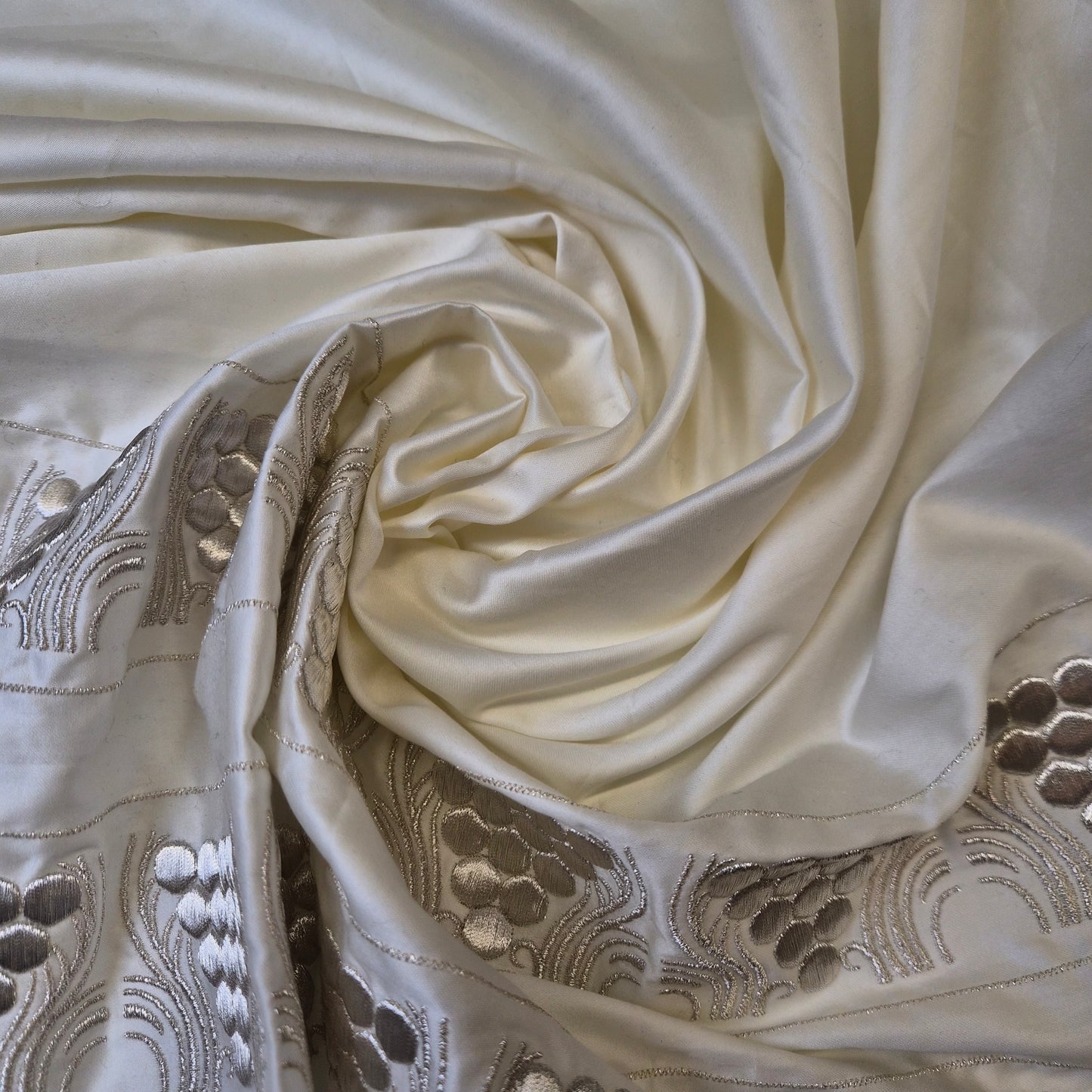 Einzelstück · Poplin · Bestickt · Baumwolle · Uni · Pantone Star White · 285×70 cm