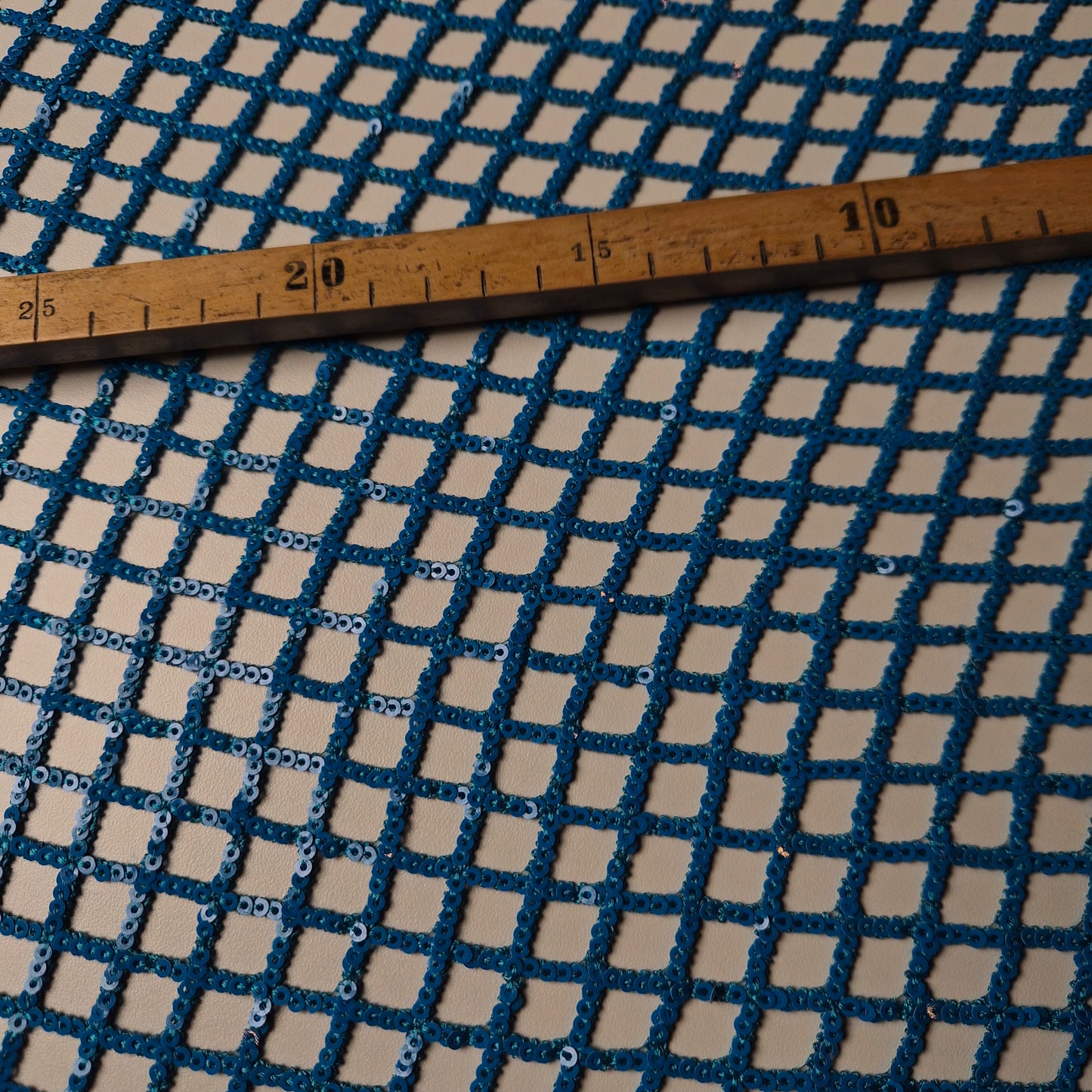 Macramé / Netz, Paillettenstoff, Hawaiian Surf · 100 cm 220g/m2