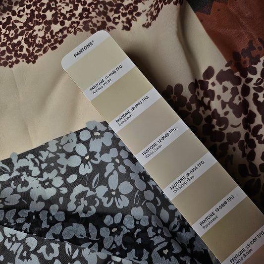 Polyester, Chiffon, Antique White · 150 cm