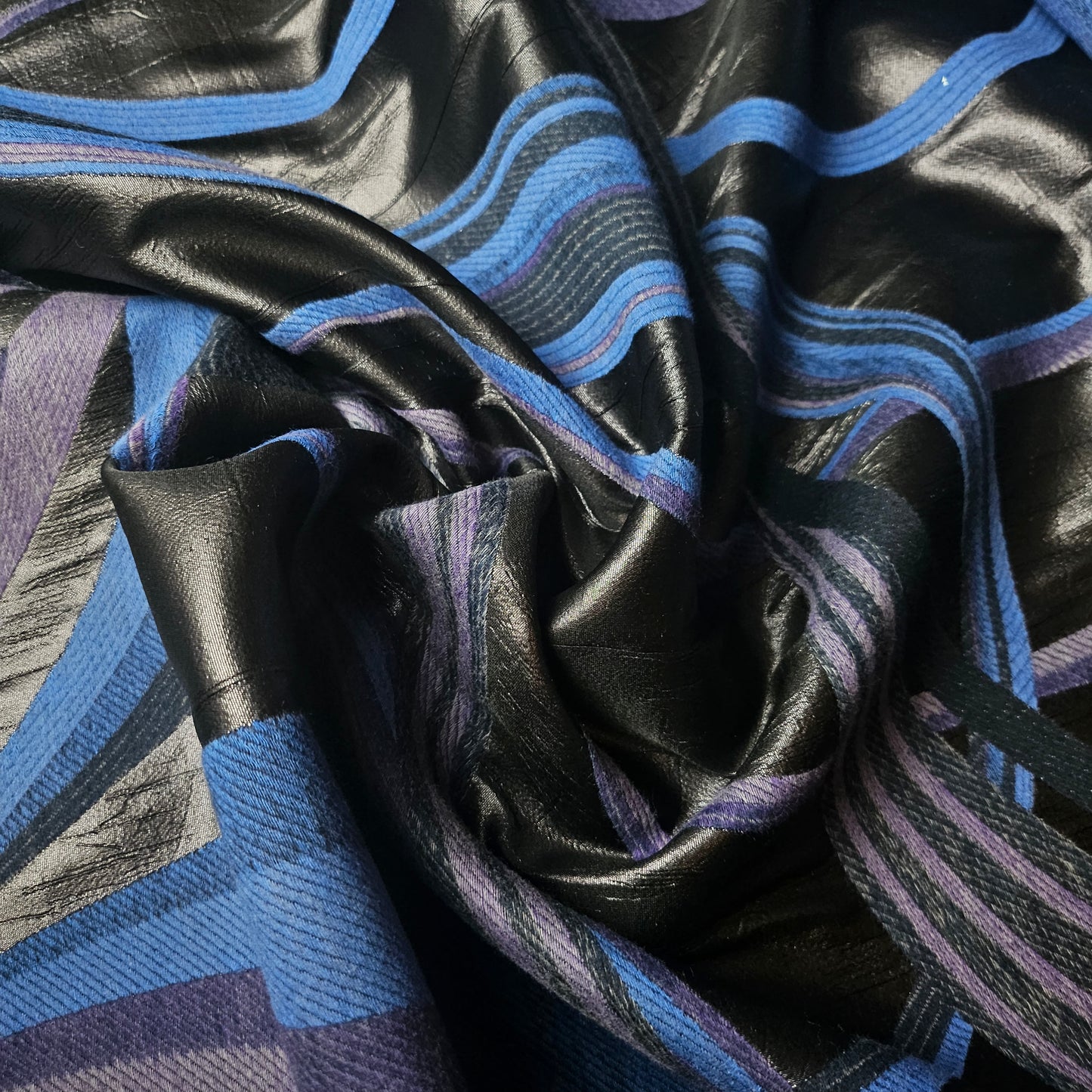 Meterware · Jacquard · Baumwolle, Viskose · Abstrakt · Pantone Caviar · 140 cm · 120 g/m²