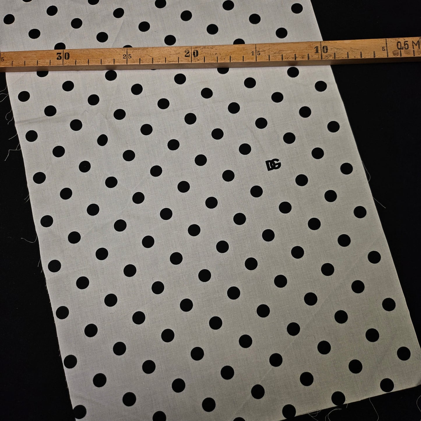 Popline · Baumwolle · Logo · Schwarz und Weißtöne · 25 cm × 45 cm · Einzelstück